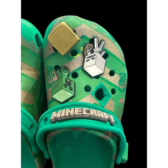 Minecraft X Collection Crocs Kids Size 2 Limited Edition Classic Elevated Clog‎ - Picture 3 of 6